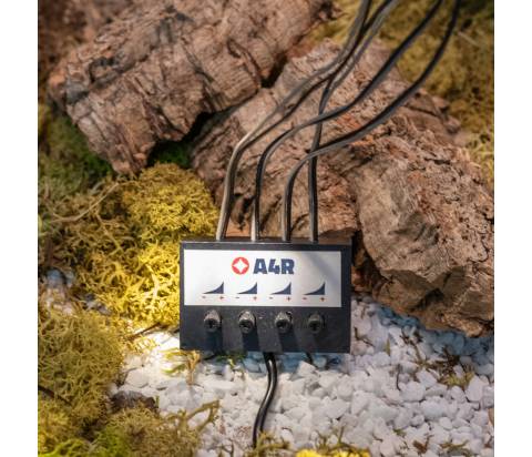 ALIMENTATORE 5 VOLT CON 4 USCITE REGOLABILI