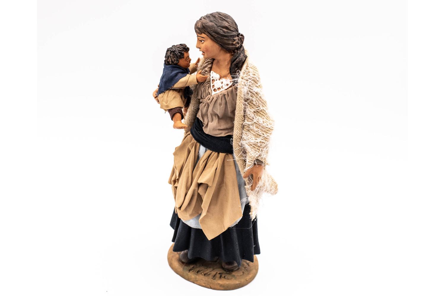  Donna con Bimbo in Braccio - Fisse Vestite - 24 cm