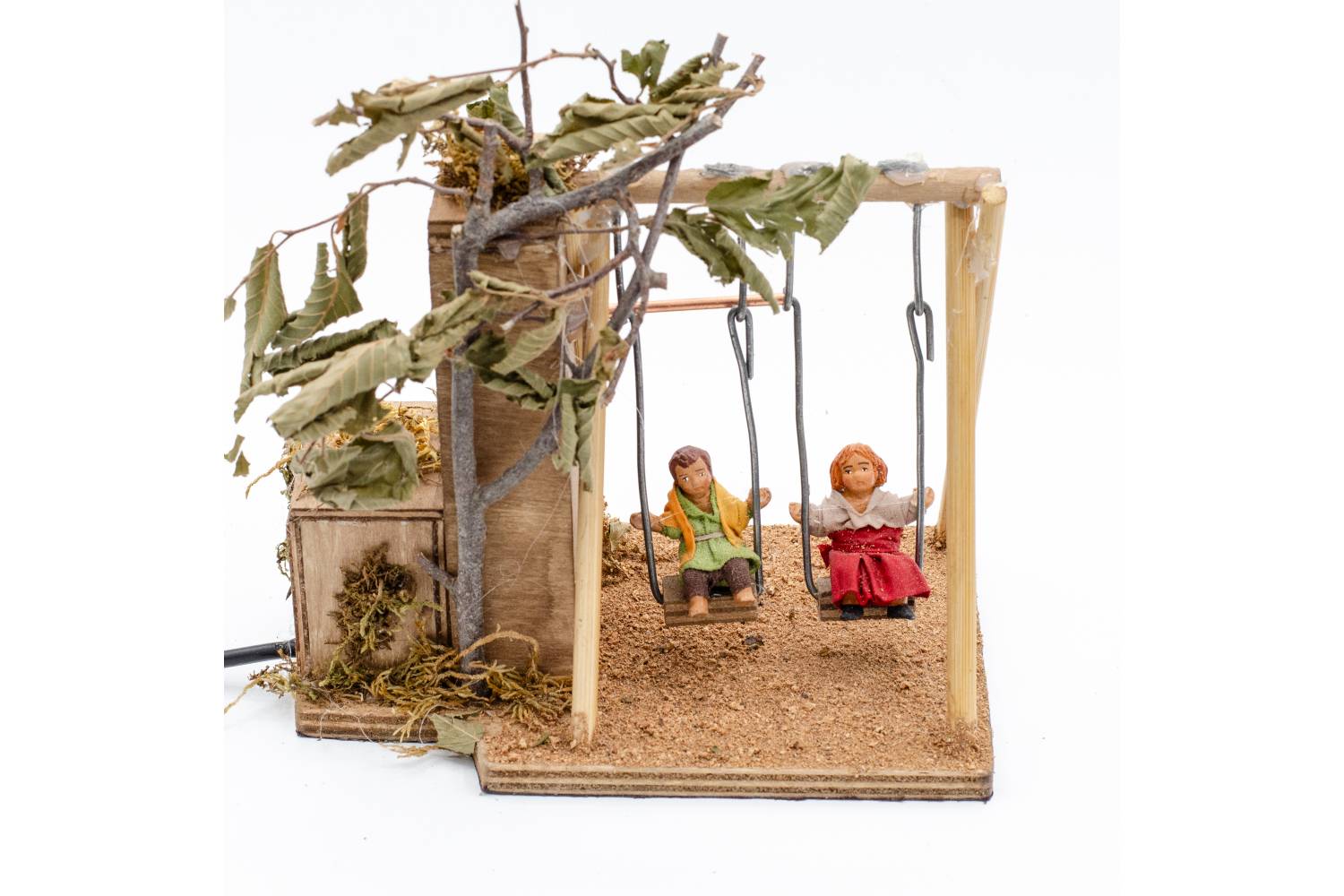 Coppia di Bambini in Altalena - mov h 10 cm