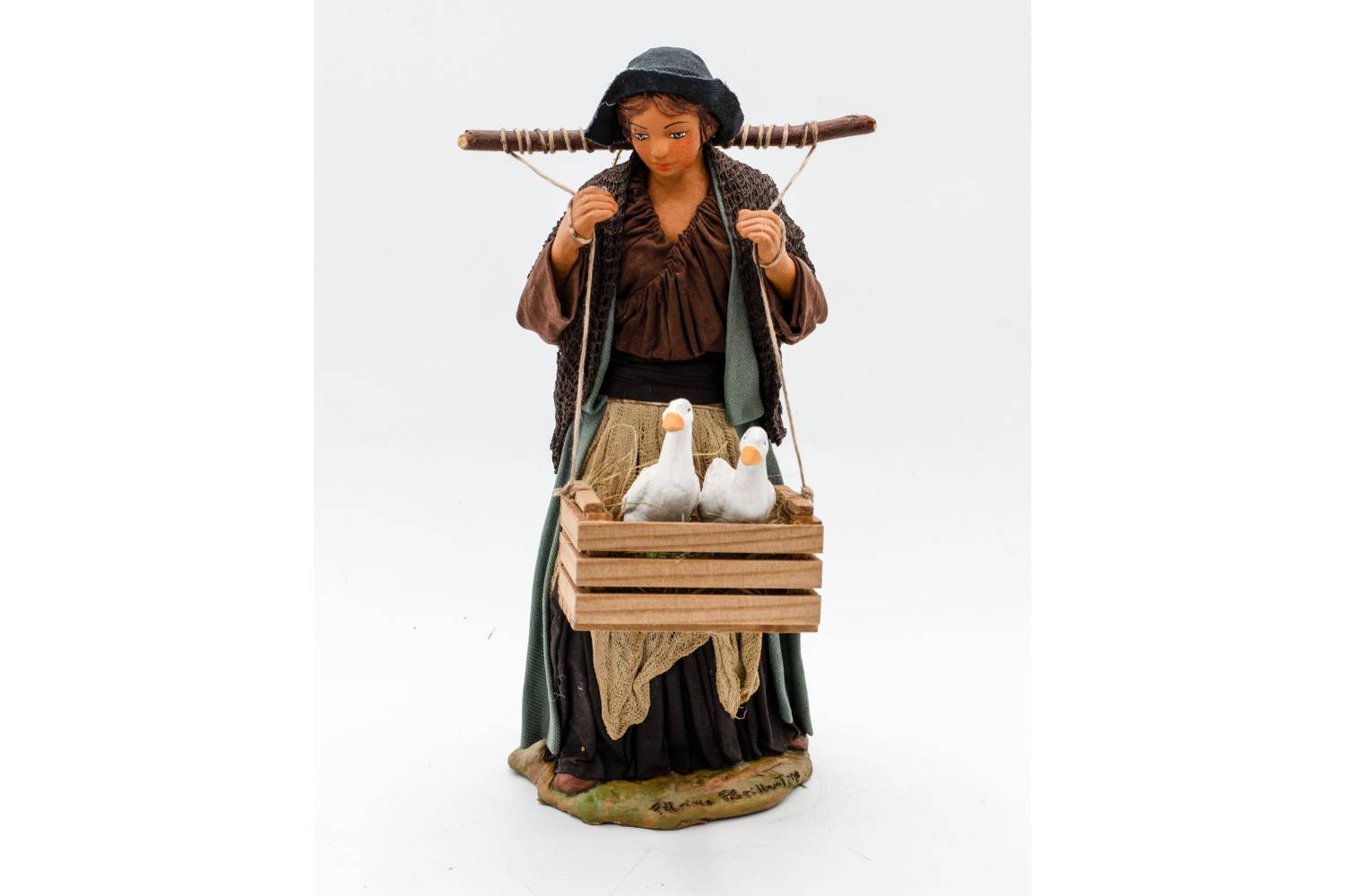 Donna con Oche e Donna con Galline - coppia statue h 24 cm